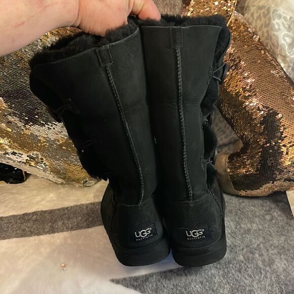 Ugg 1873 black sheepskin bailey button triplet boots /classic tall wool/sherpa - Picture 3 of 11